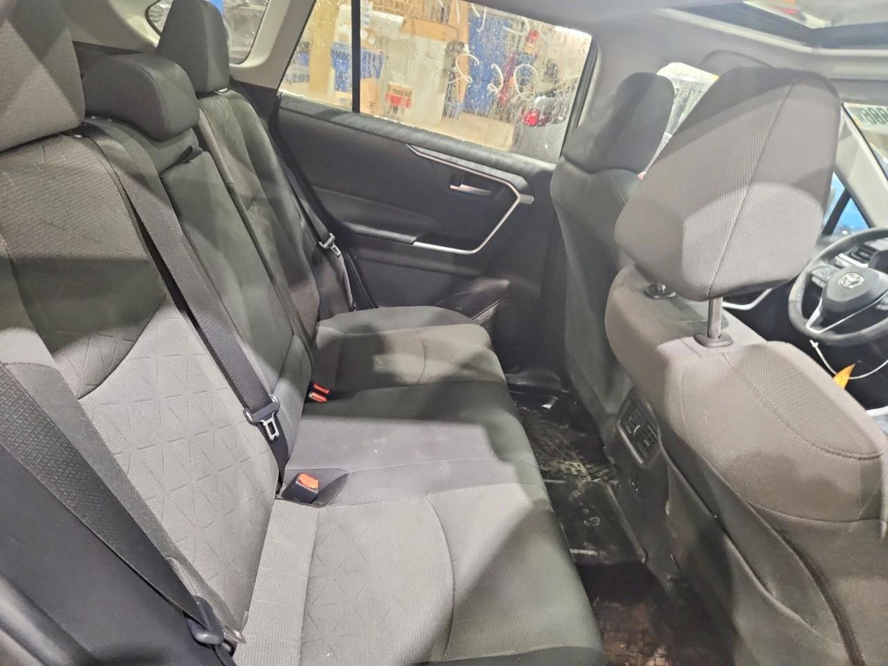 2023 Toyota Rav4 Xle - zdjęcie 10