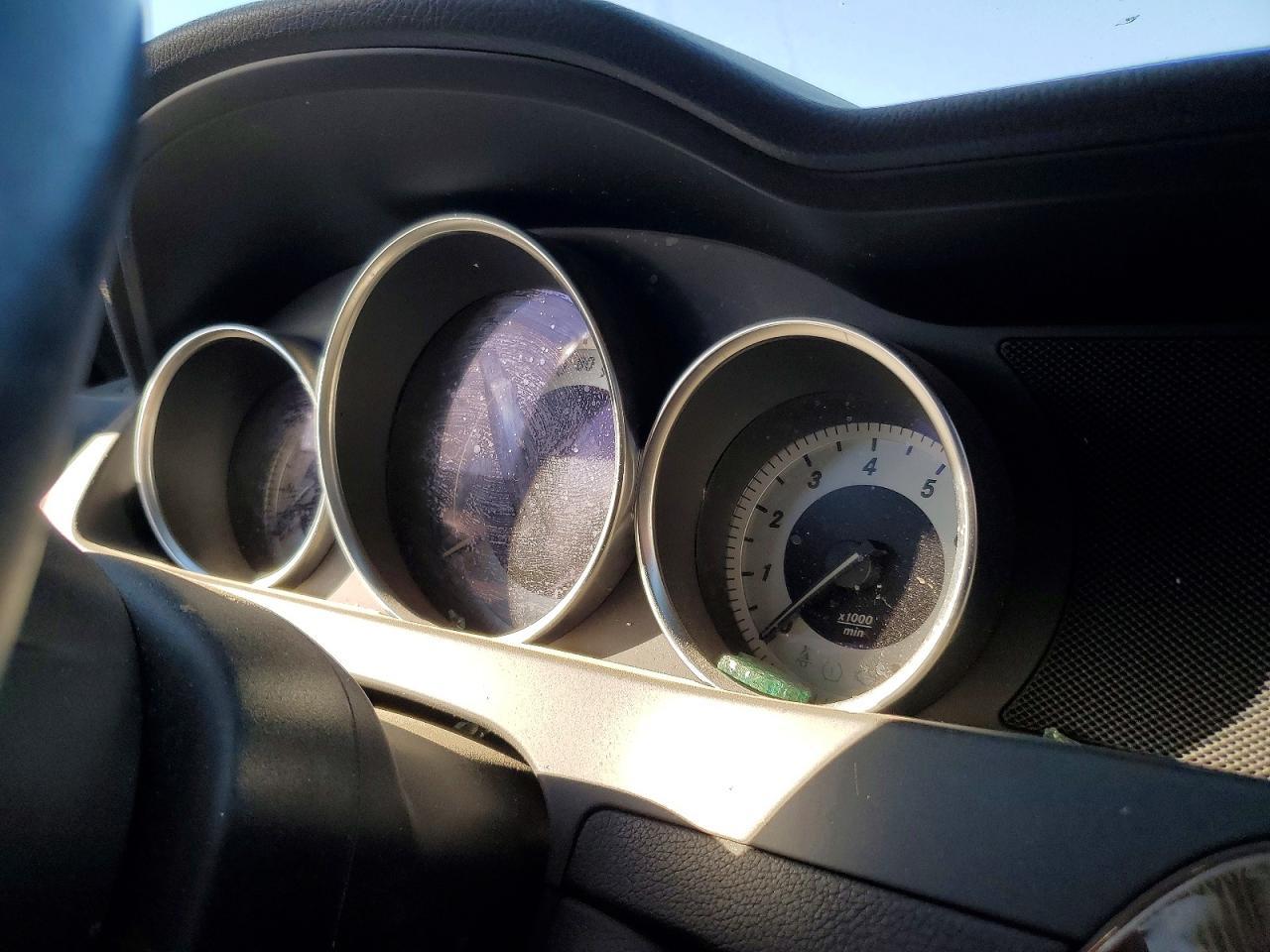 2014 Mercedes-Benz C 250 - zdjęcie 9