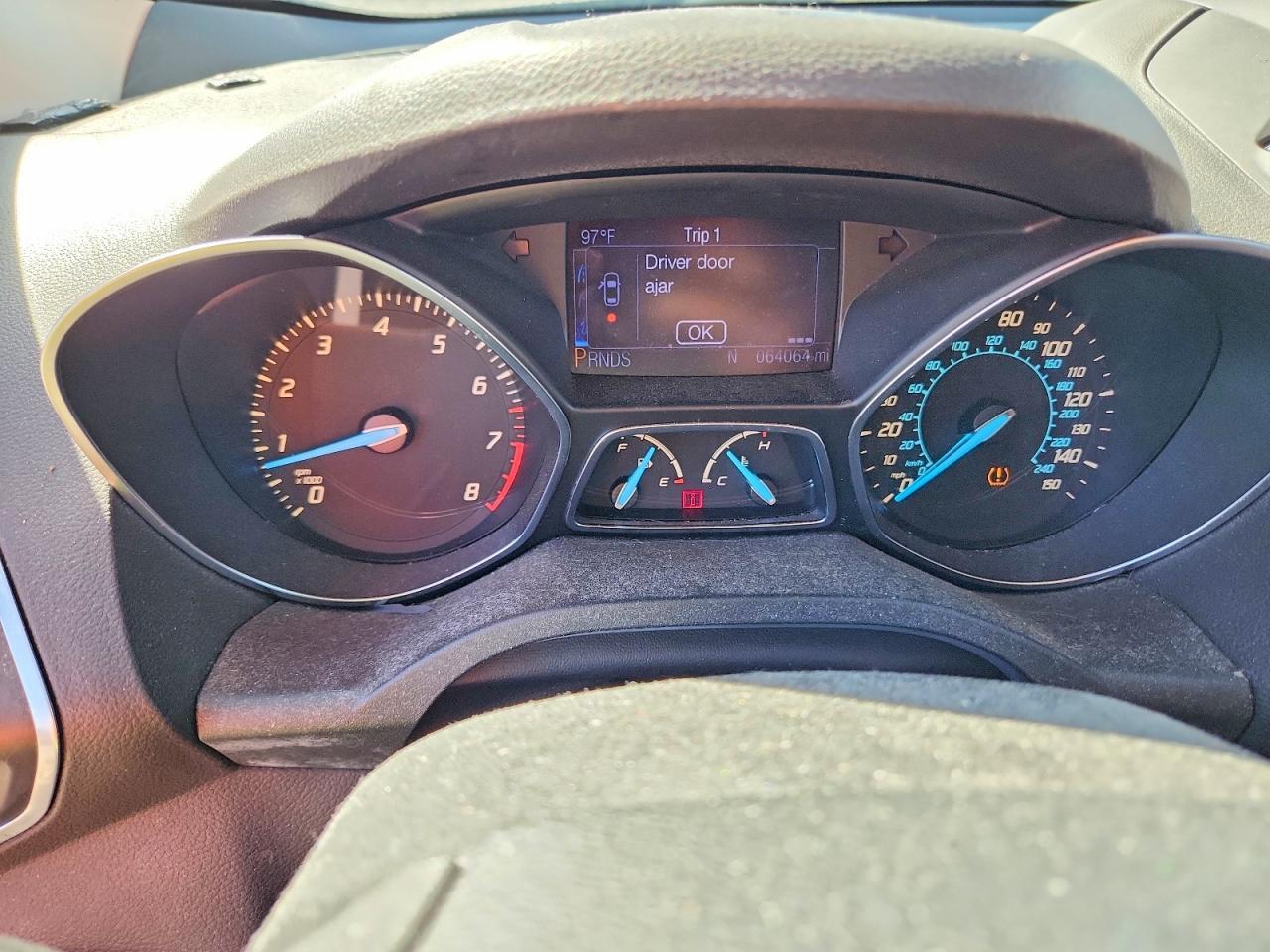 2013 Ford Escape Titanium - zdjęcie 9