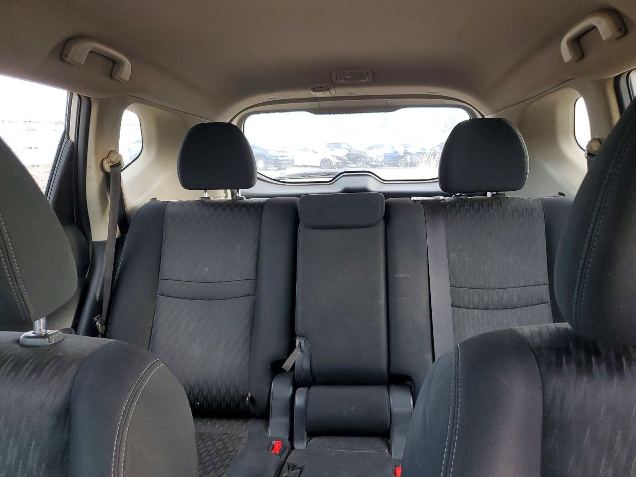 2017 Nissan Rogue S - zdjęcie 10