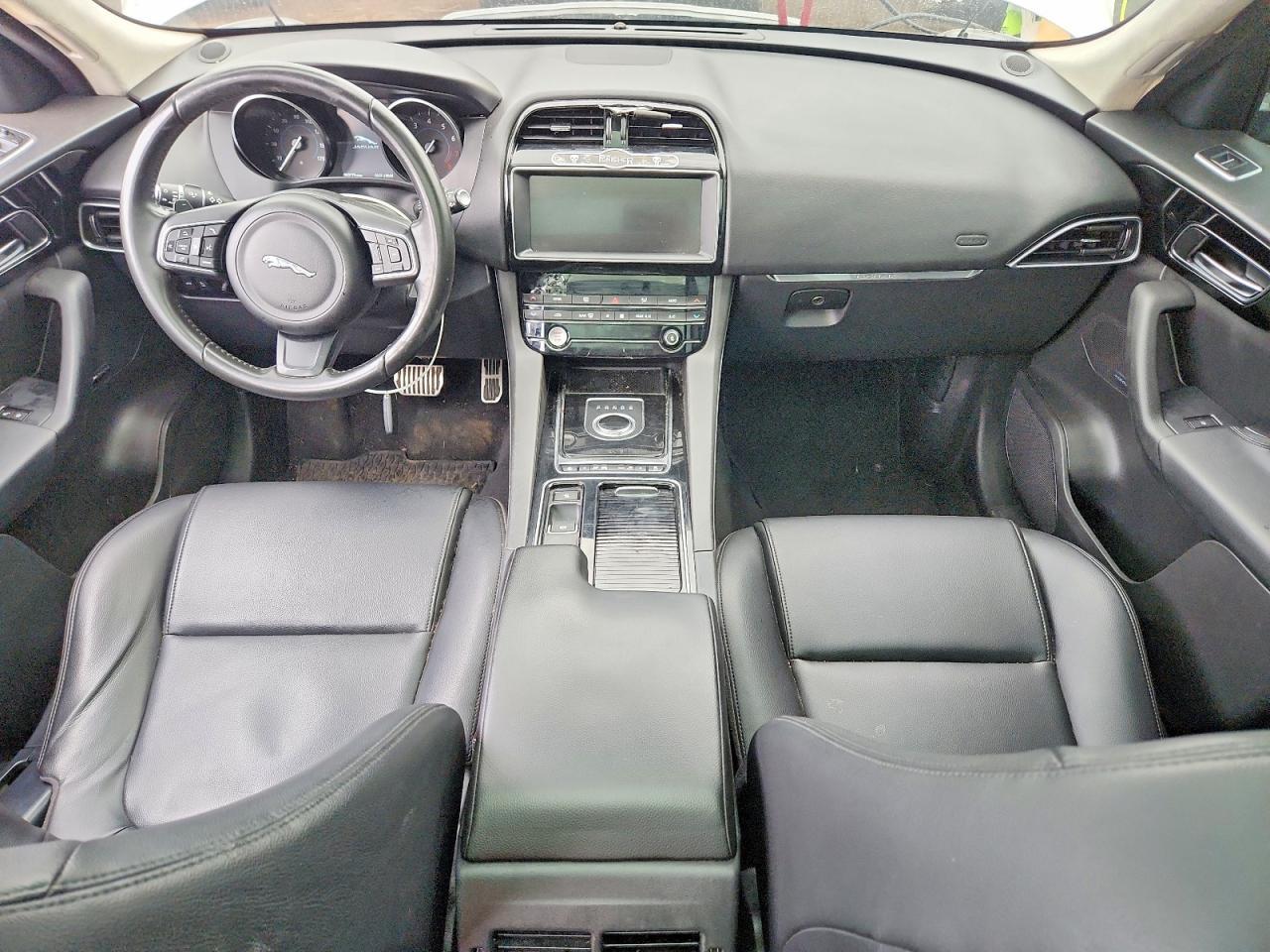 2019 Jaguar F-Pace - zdjęcie 8
