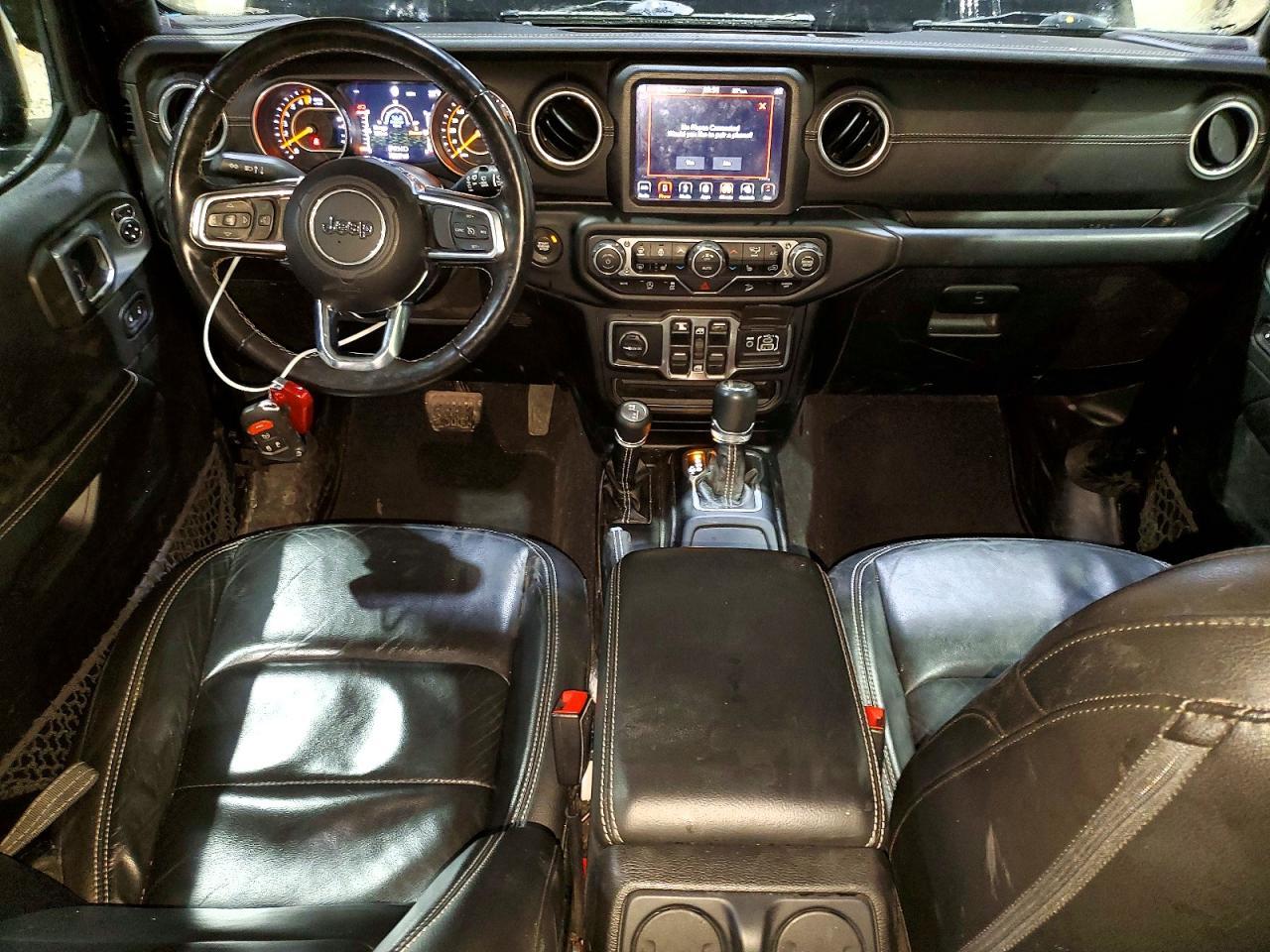 2018 Jeep Wrangler Unlimited Sahara - zdjęcie 8