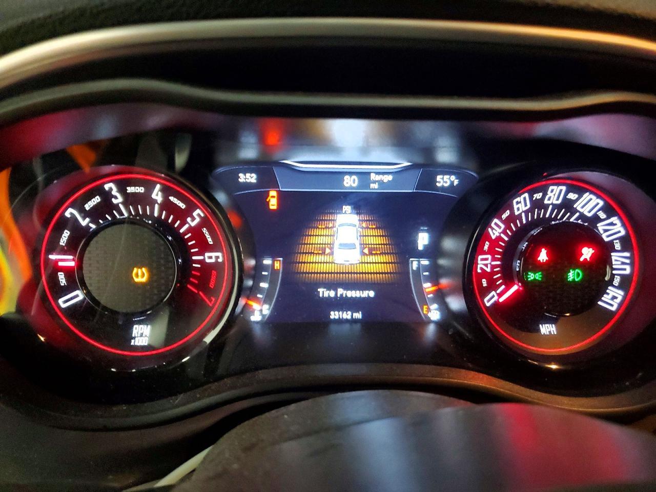 2022 Dodge Challenger Gt - zdjęcie 9