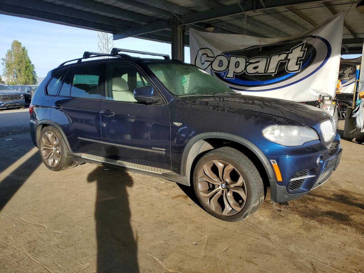 2013 BMW X5 xDrive50I - zdjęcie 4