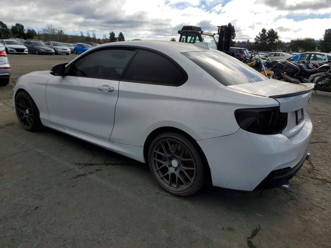 2016 BMW M235I - zdjęcie 2