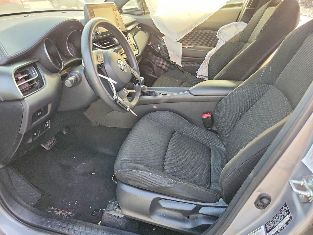 2019 Toyota C-Hr Le - zdjęcie 7