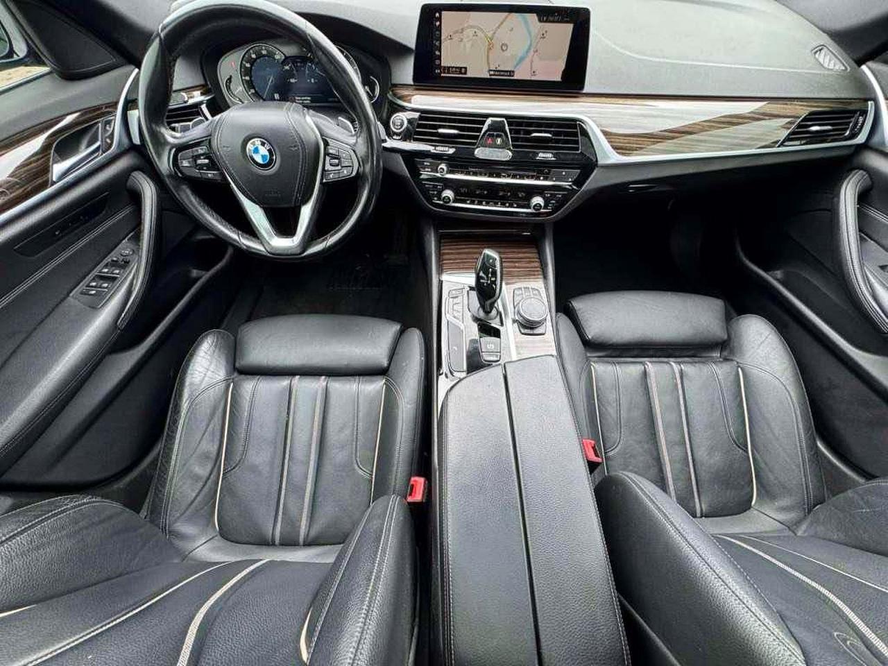2019 BMW 530I - zdjęcie 9
