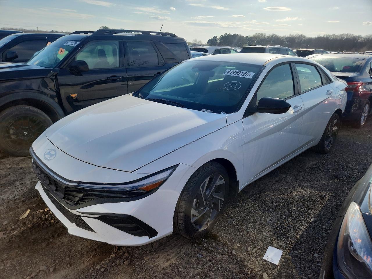 2025 Hyundai Elantra Sel Sport - zdjęcie główne