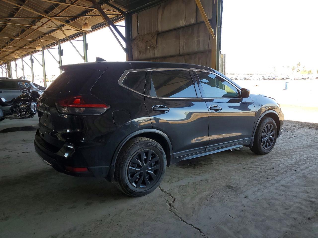 2018 Nissan Rogue S - zdjęcie 3