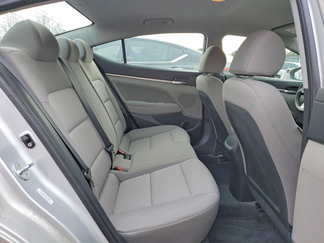 2019 Hyundai Elantra Sel - zdjęcie 10