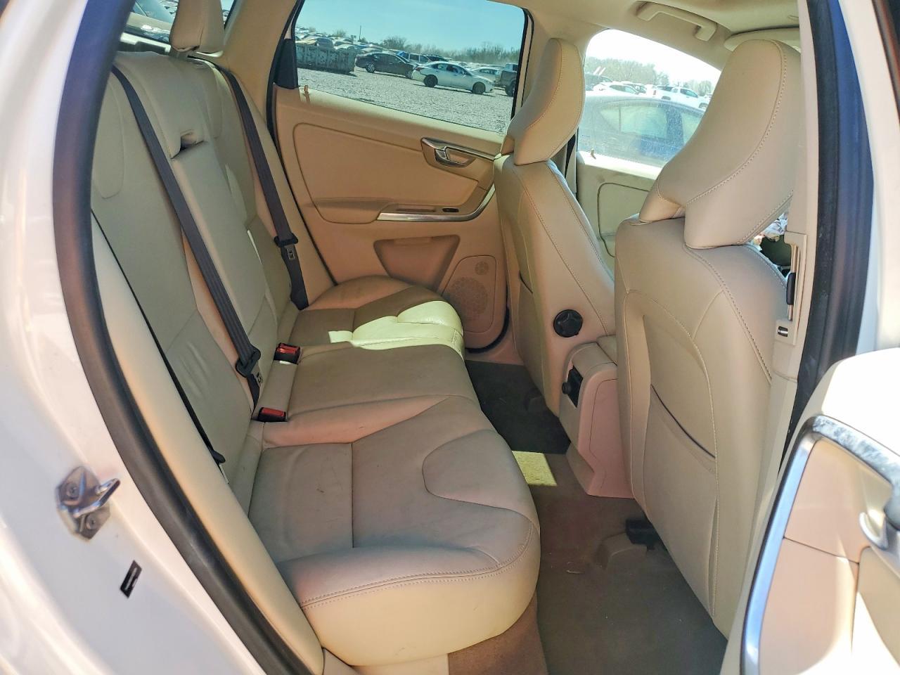 2015 Volvo Xc60 T6 Premier - zdjęcie 11