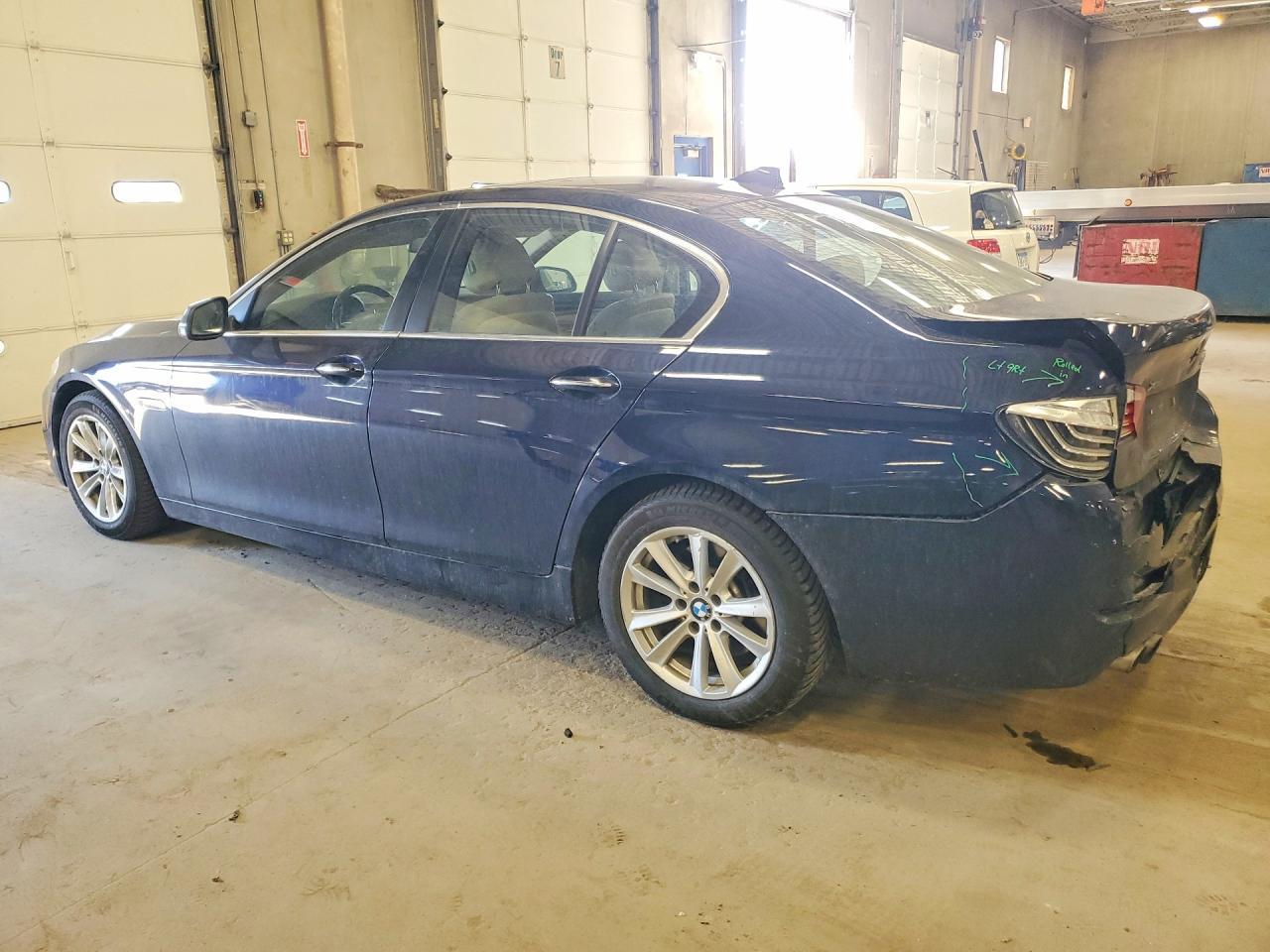 2016 BMW 528 Xi - zdjęcie 2