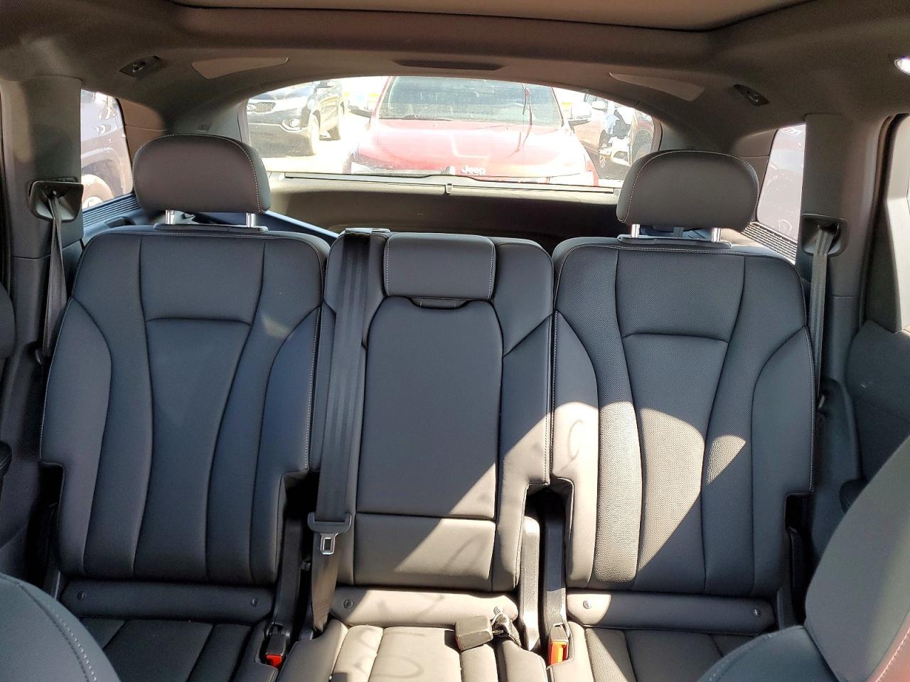 2025 Audi Q7 Premium Plus - zdjęcie 10