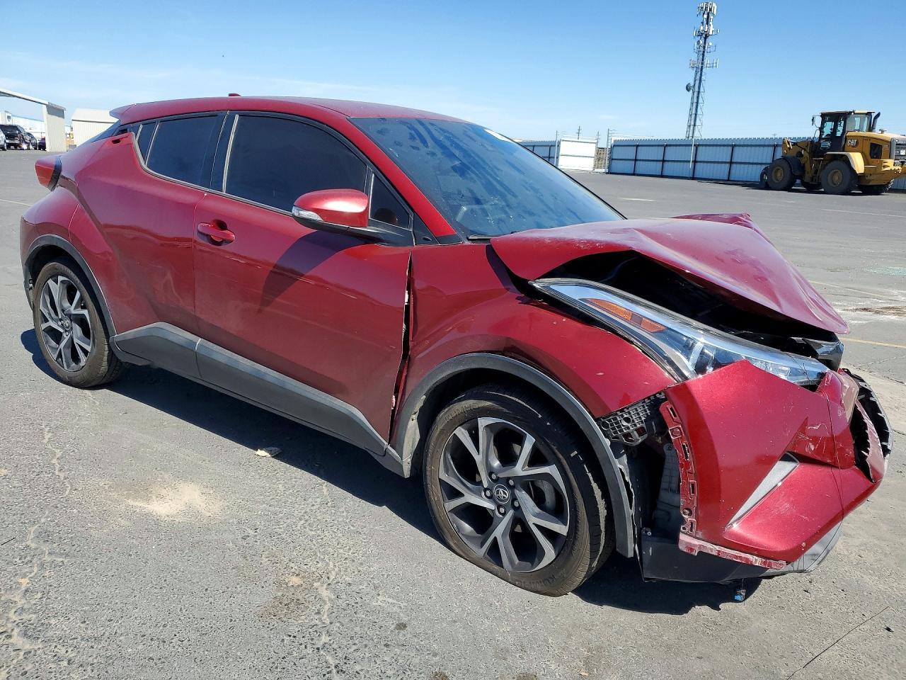 2018 Toyota C-Hr Xle Premium - zdjęcie 4