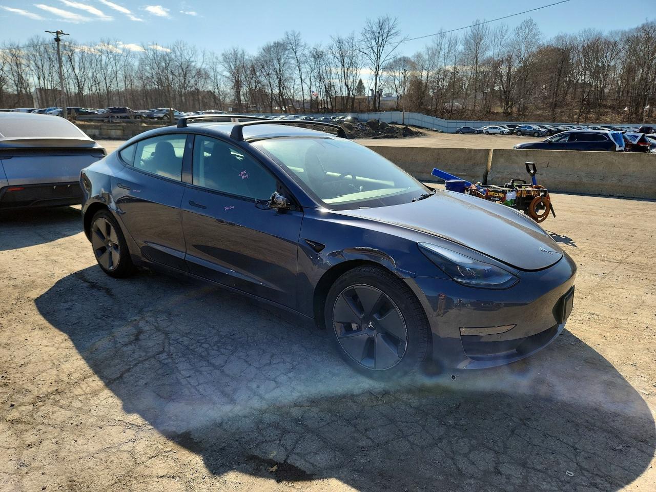 2022 Tesla Model 3 - zdjęcie 4