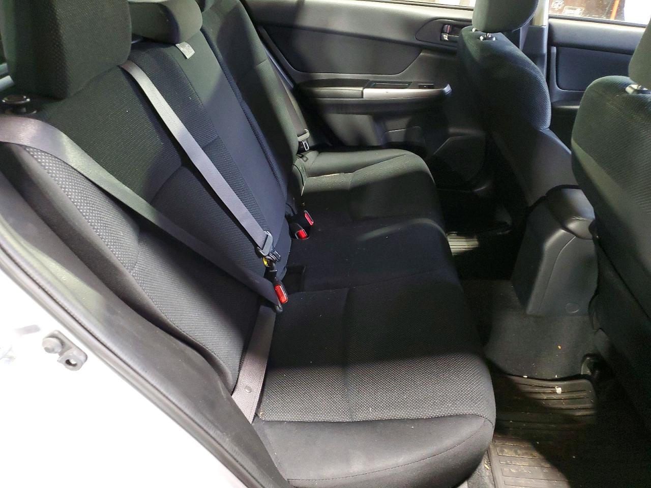 2015 Subaru Impreza Premium - zdjęcie 10