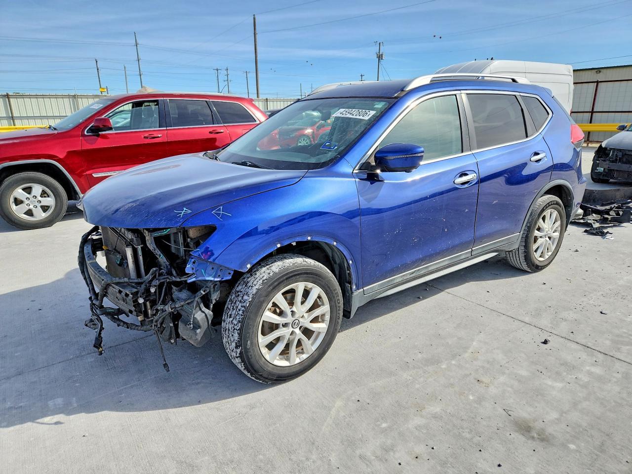 2017 Nissan Rogue Sv - zdjęcie główne