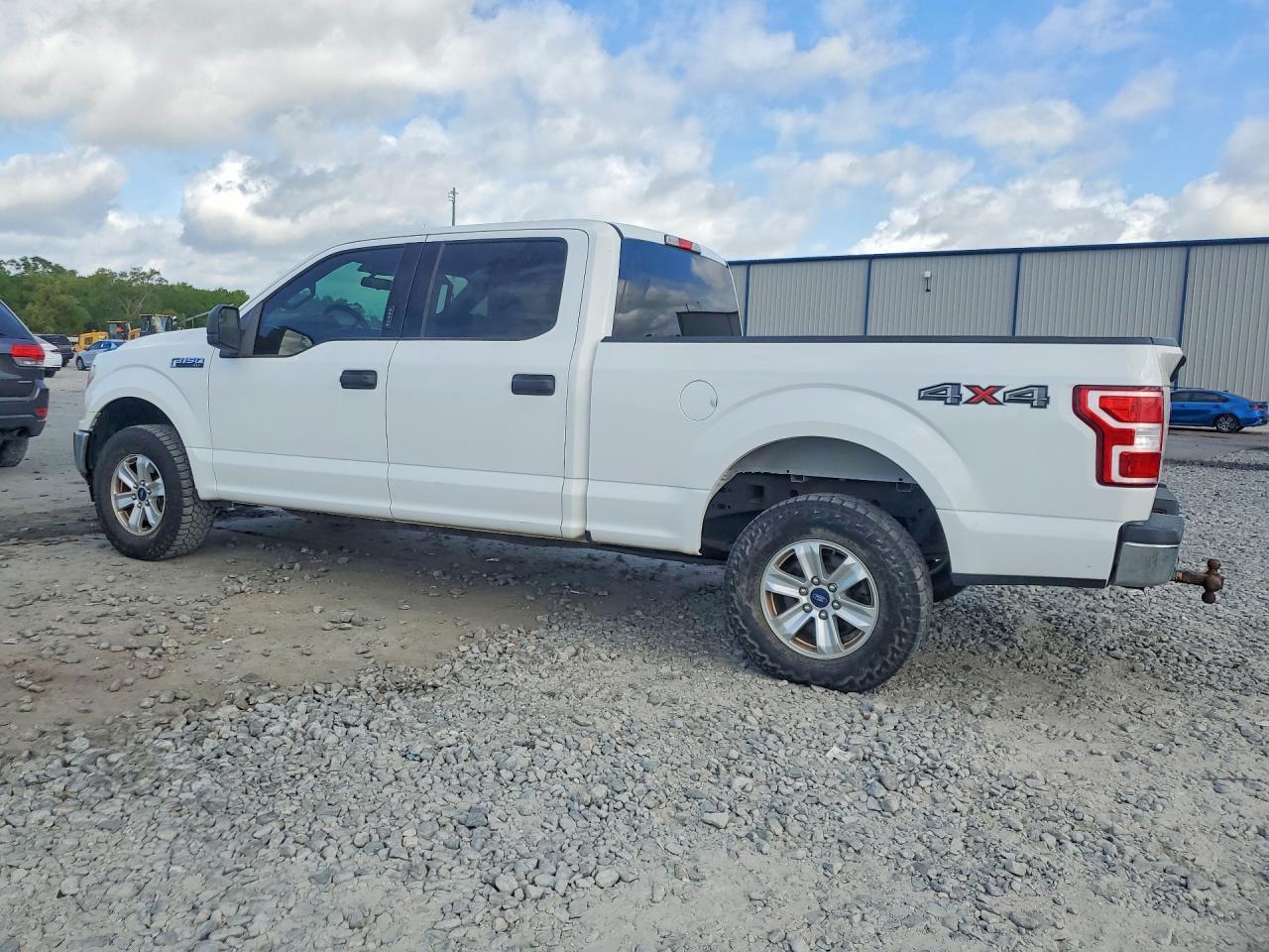 2020 Ford F150 Supe - zdjęcie 2