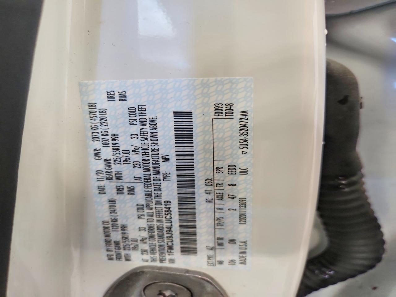 2020 Ford Escape Titanium - zdjęcie 14