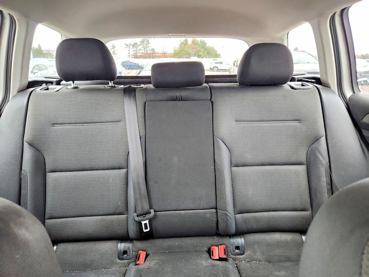 2017 Volkswagen Golf Sportwagen S - zdjęcie 10