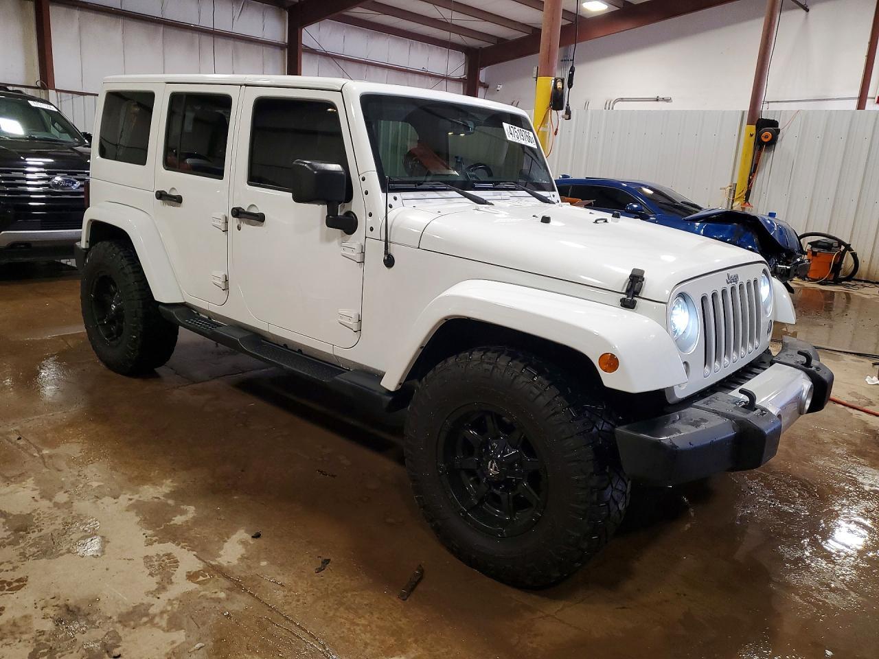 2017 Jeep Wrangler Unlimited Sahara - zdjęcie 4