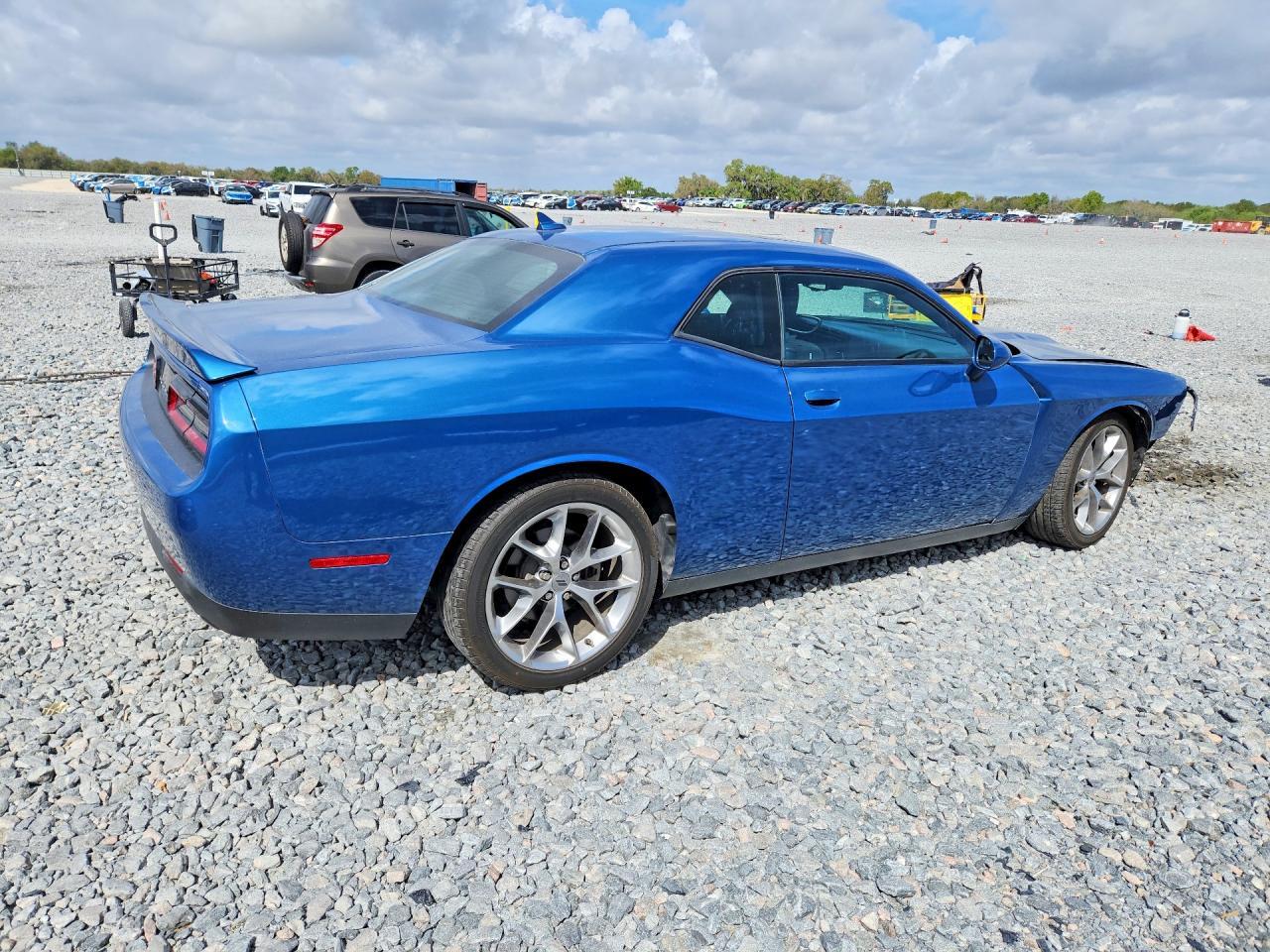 2021 Dodge Challenger Gt - zdjęcie 3