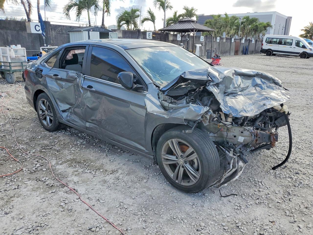 2019 Volkswagen Jetta S - zdjęcie 4