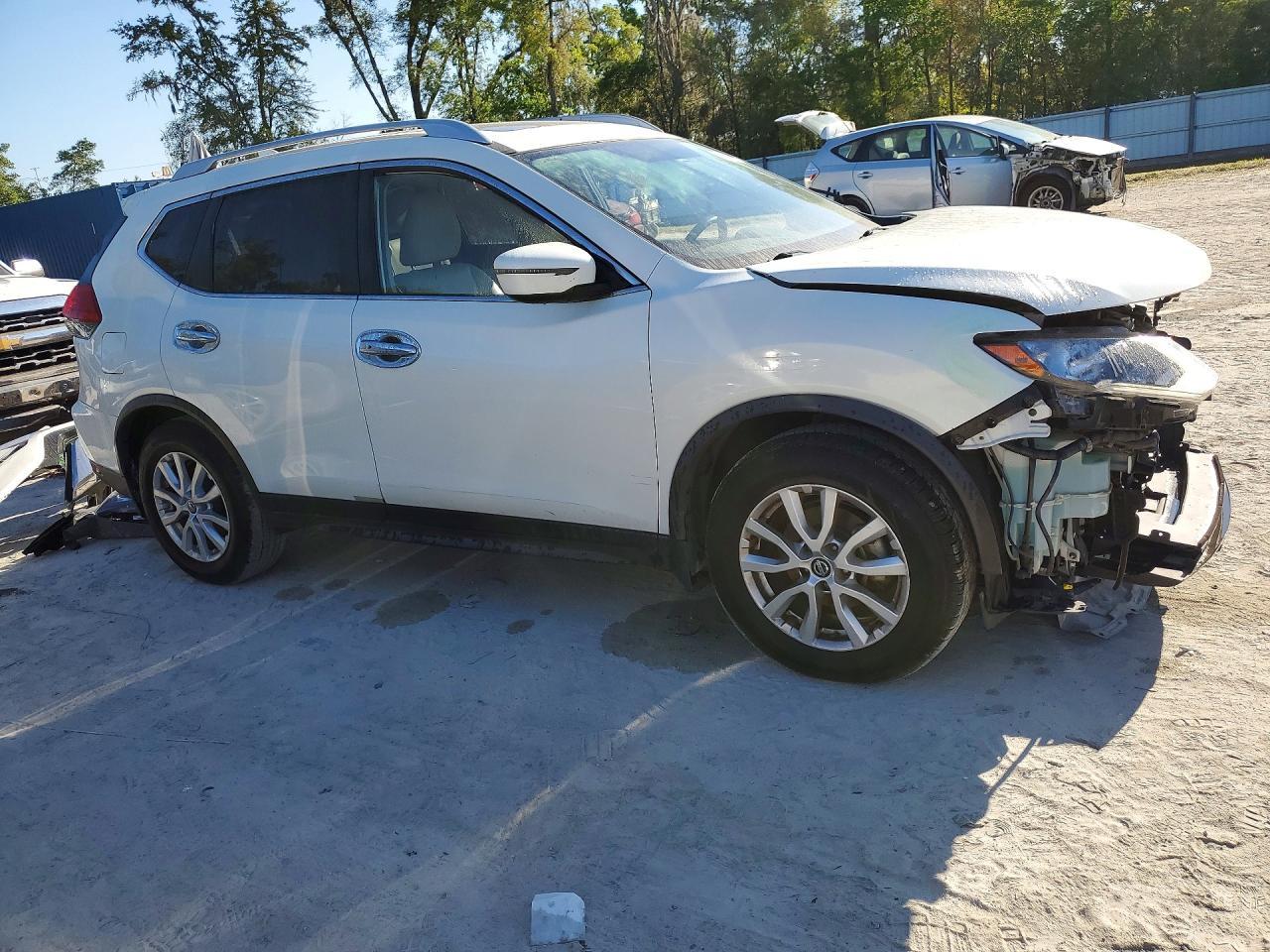 2017 Nissan Rogue S - zdjęcie 4