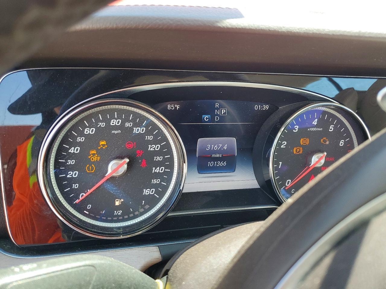 2018 Mercedes-Benz E 400 - zdjęcie 9
