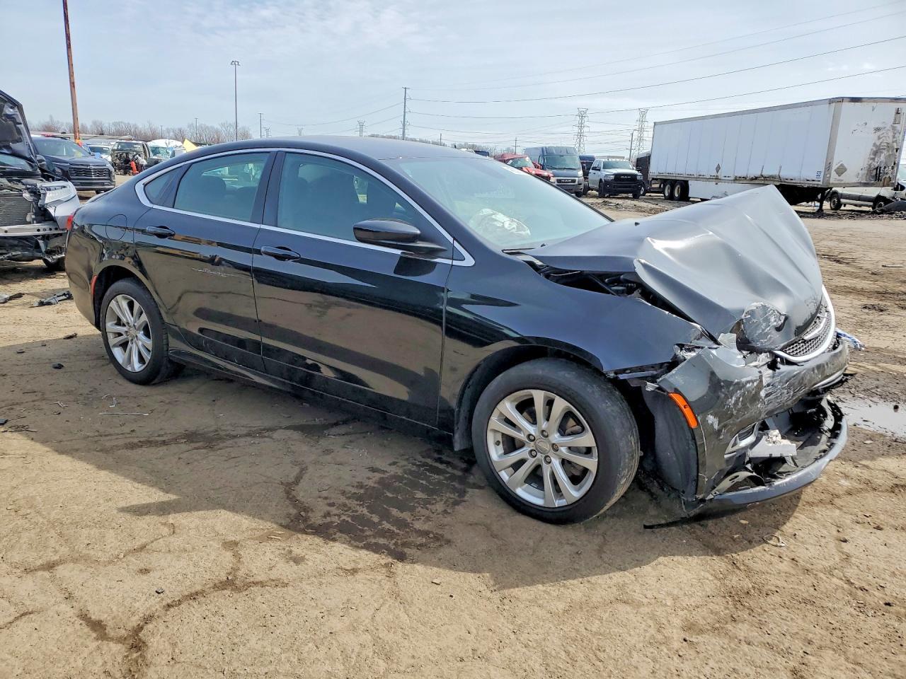 2015 Chrysler 200 Limited - zdjęcie 4