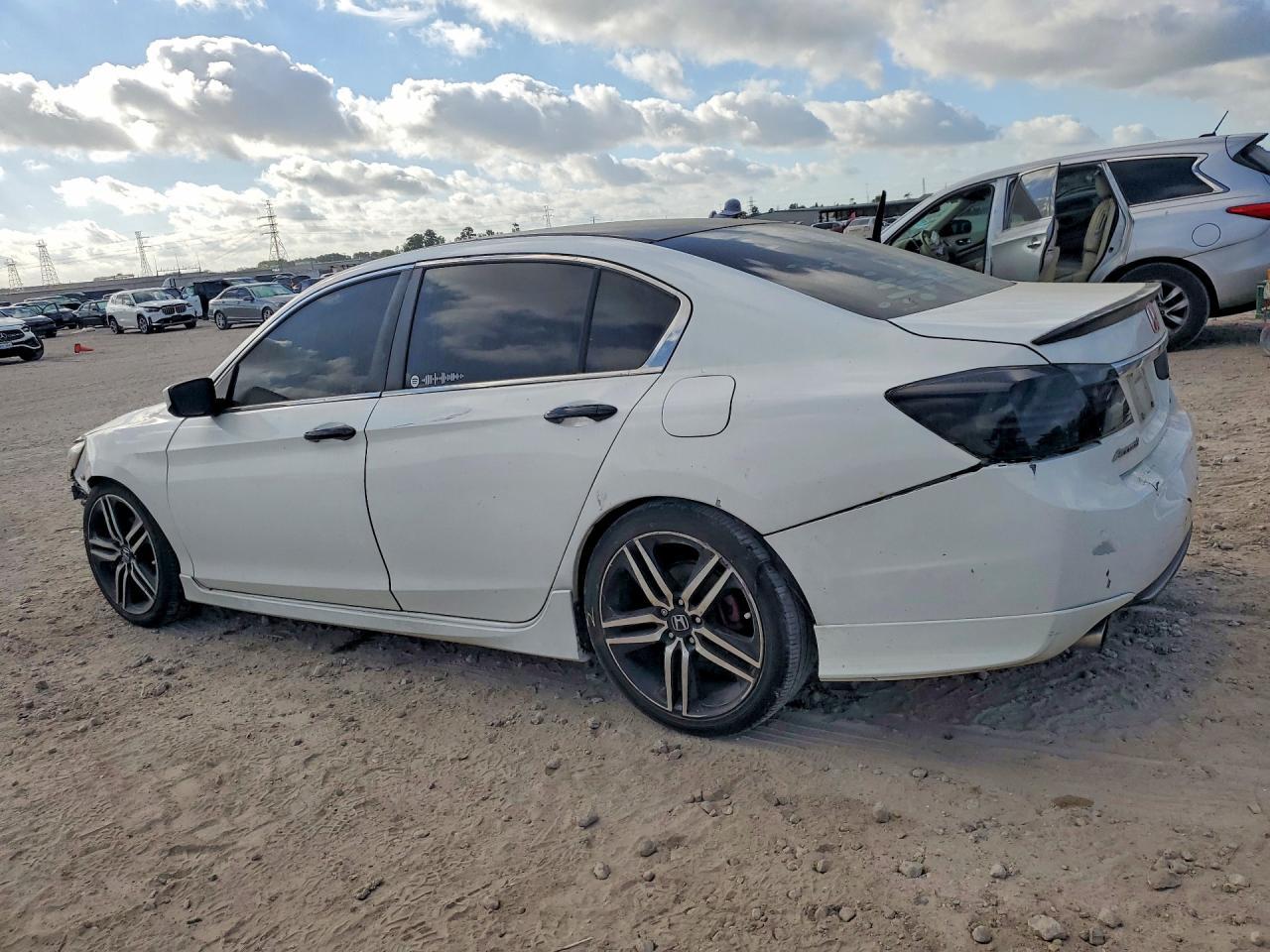 2013 Hond Accord - zdjęcie 2