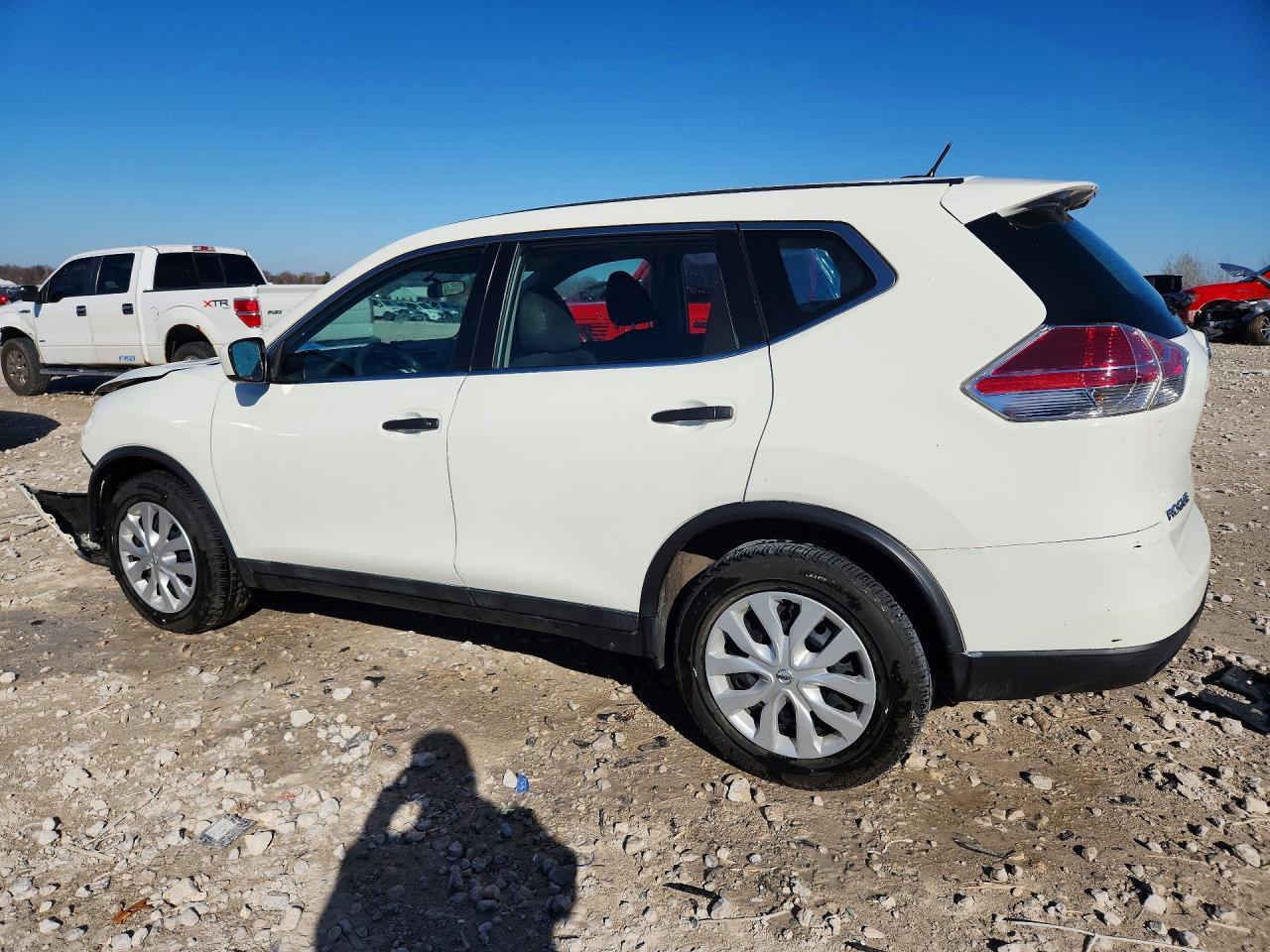 2016 Nissan Rogue S - zdjęcie 2