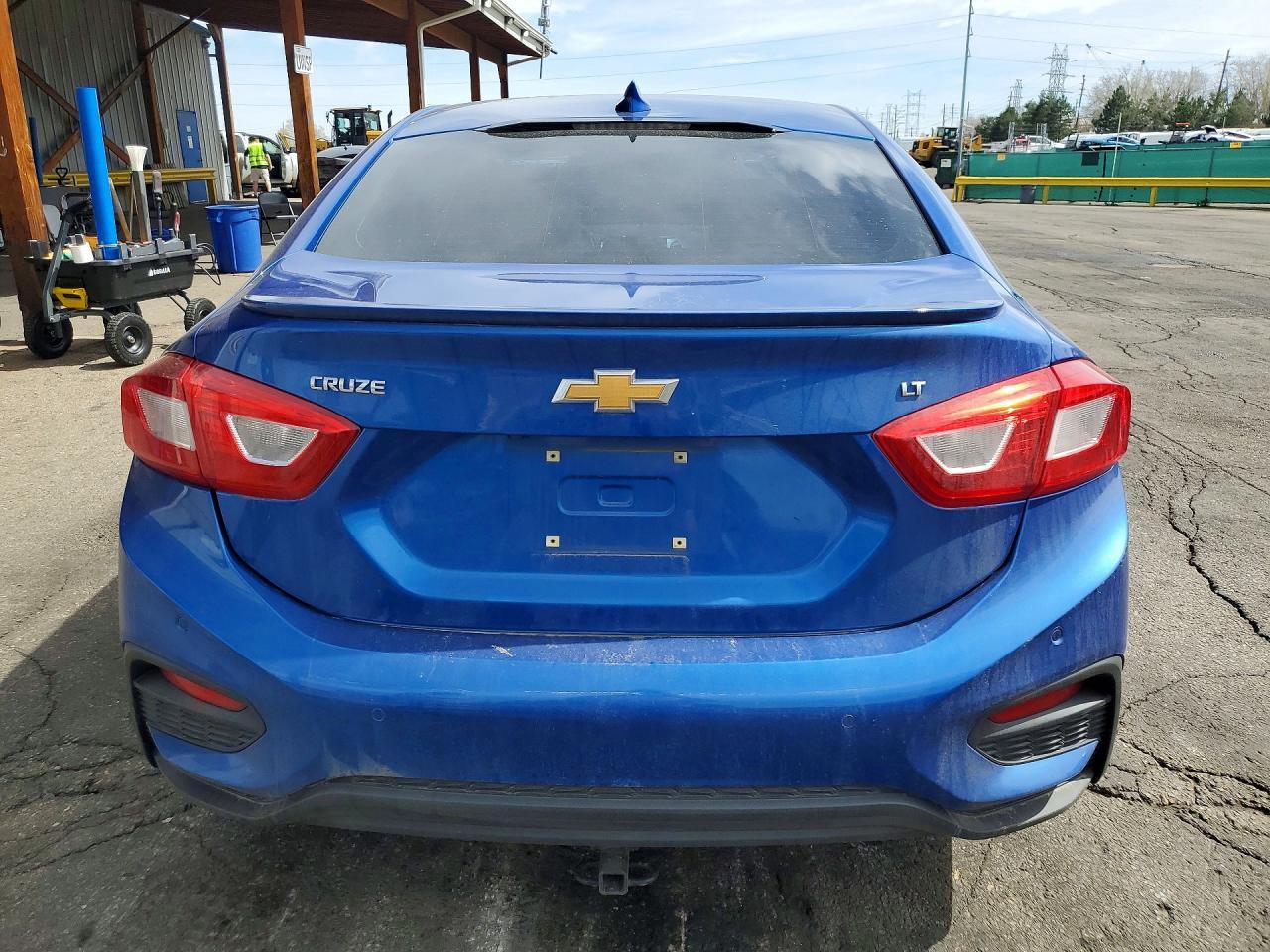 2017 Chevrolet Cruze Lt - zdjęcie 6