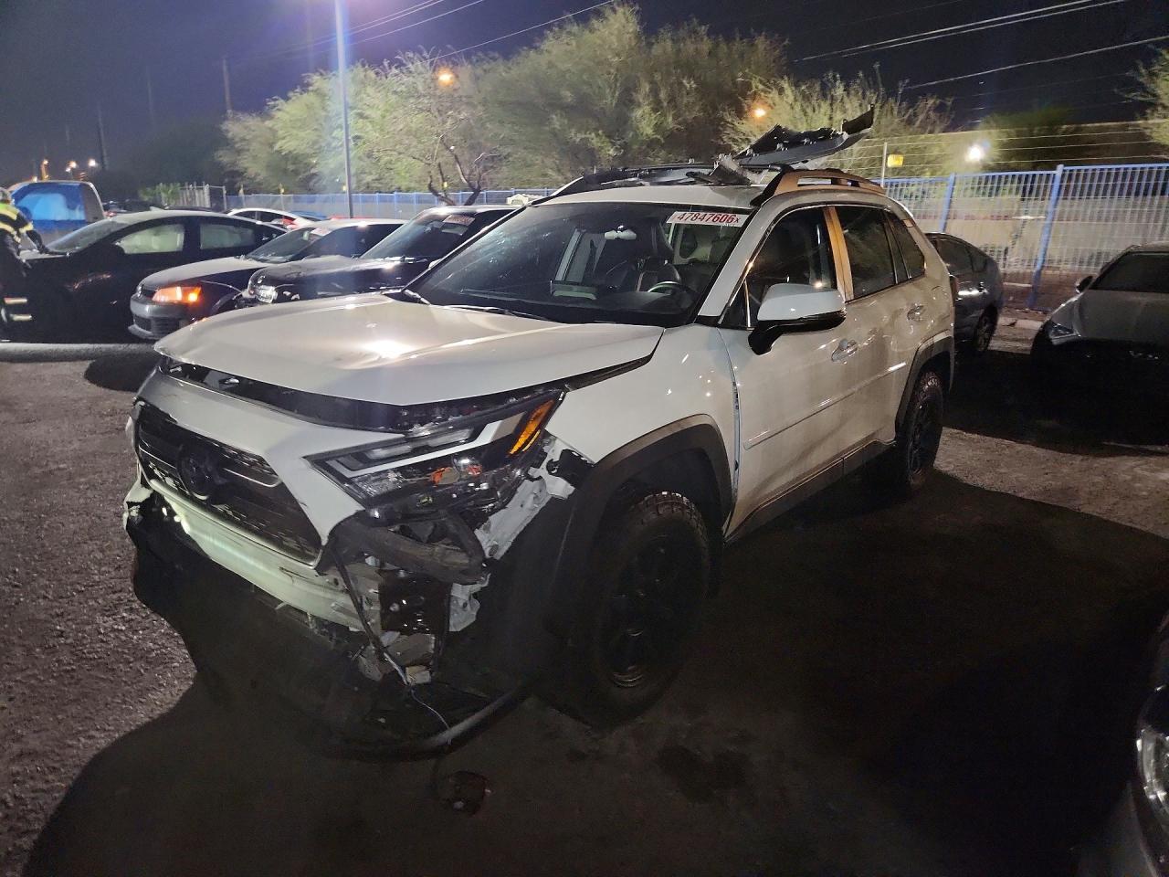 2024 Toyota Rav4 Adventure - zdjęcie główne