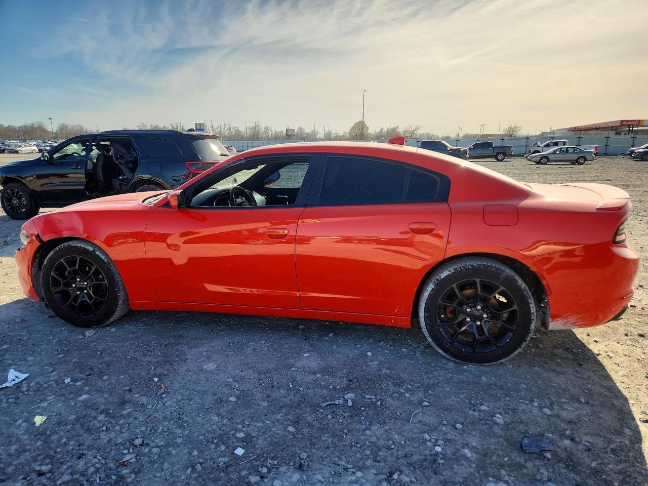 2016 Dodge Charger Sxt - zdjęcie 2