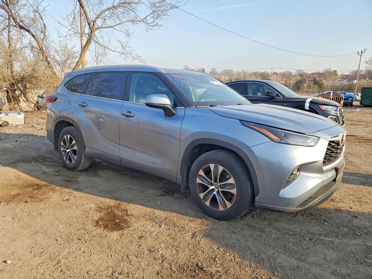 2023 Toyota Highlander Xle - zdjęcie 4