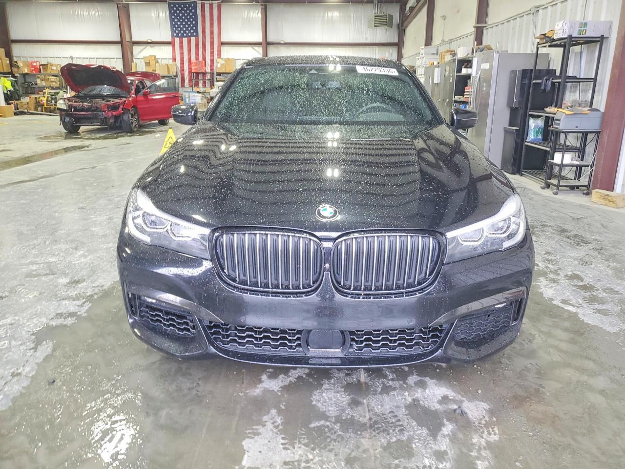 2019 BMW 740 I - zdjęcie 5