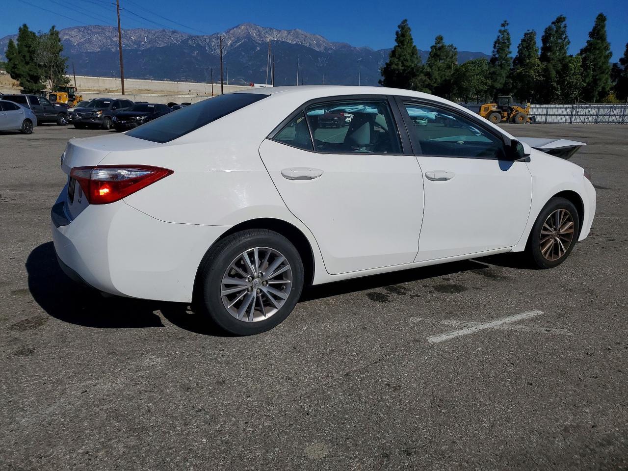 2014 Toyota Corolla - zdjęcie 3