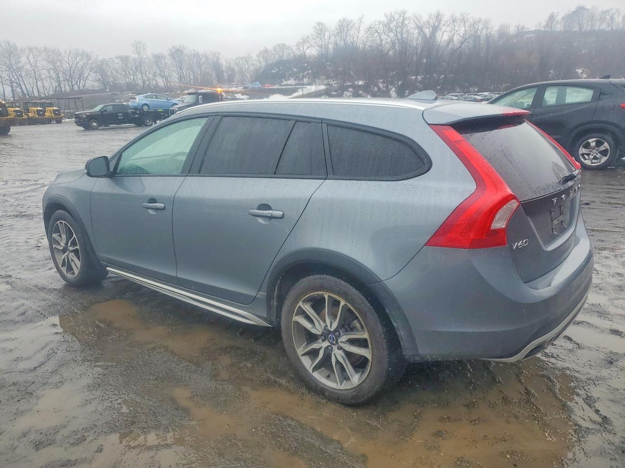 2018 Volvo V60 Cross Country Premier - zdjęcie 2