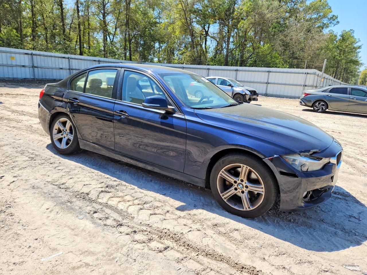 BMW Seria 3 - zdjęcie 4