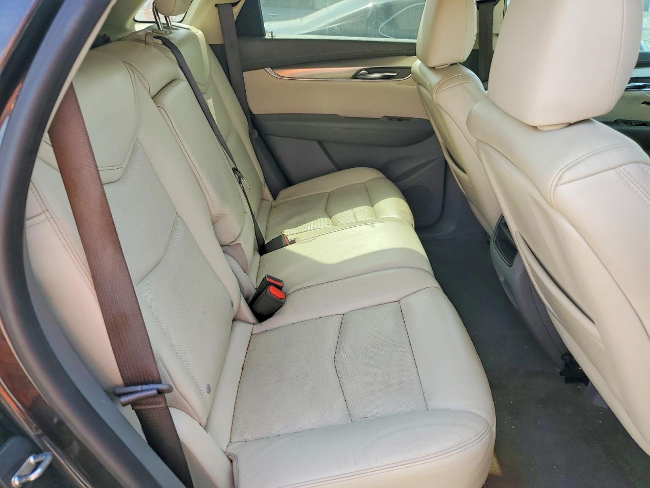 2017 Cadillac Xt5 Luxury - zdjęcie 10