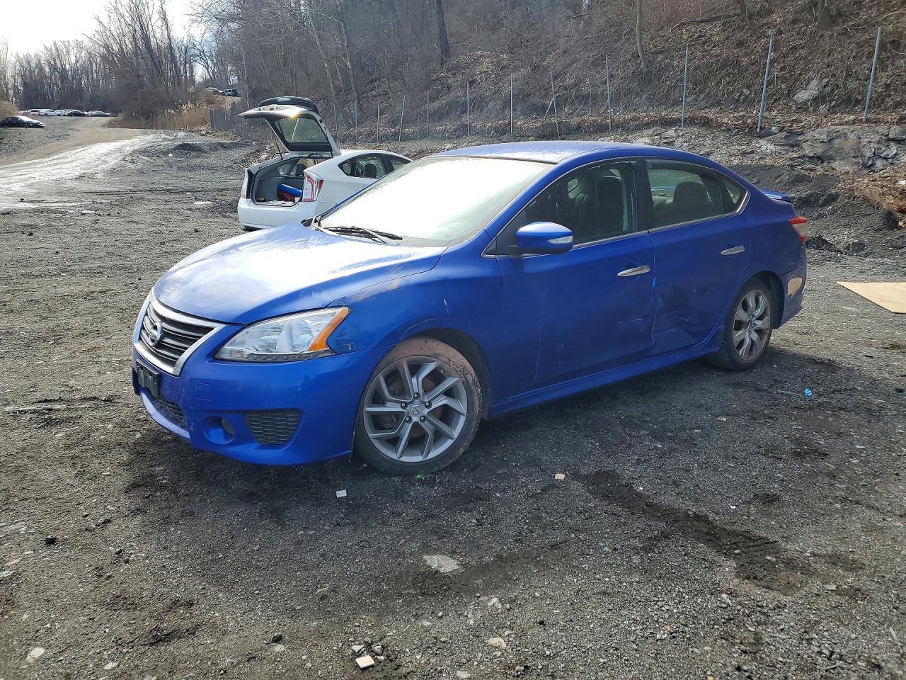 2015 Nissan Sentra Sr - zdjęcie główne