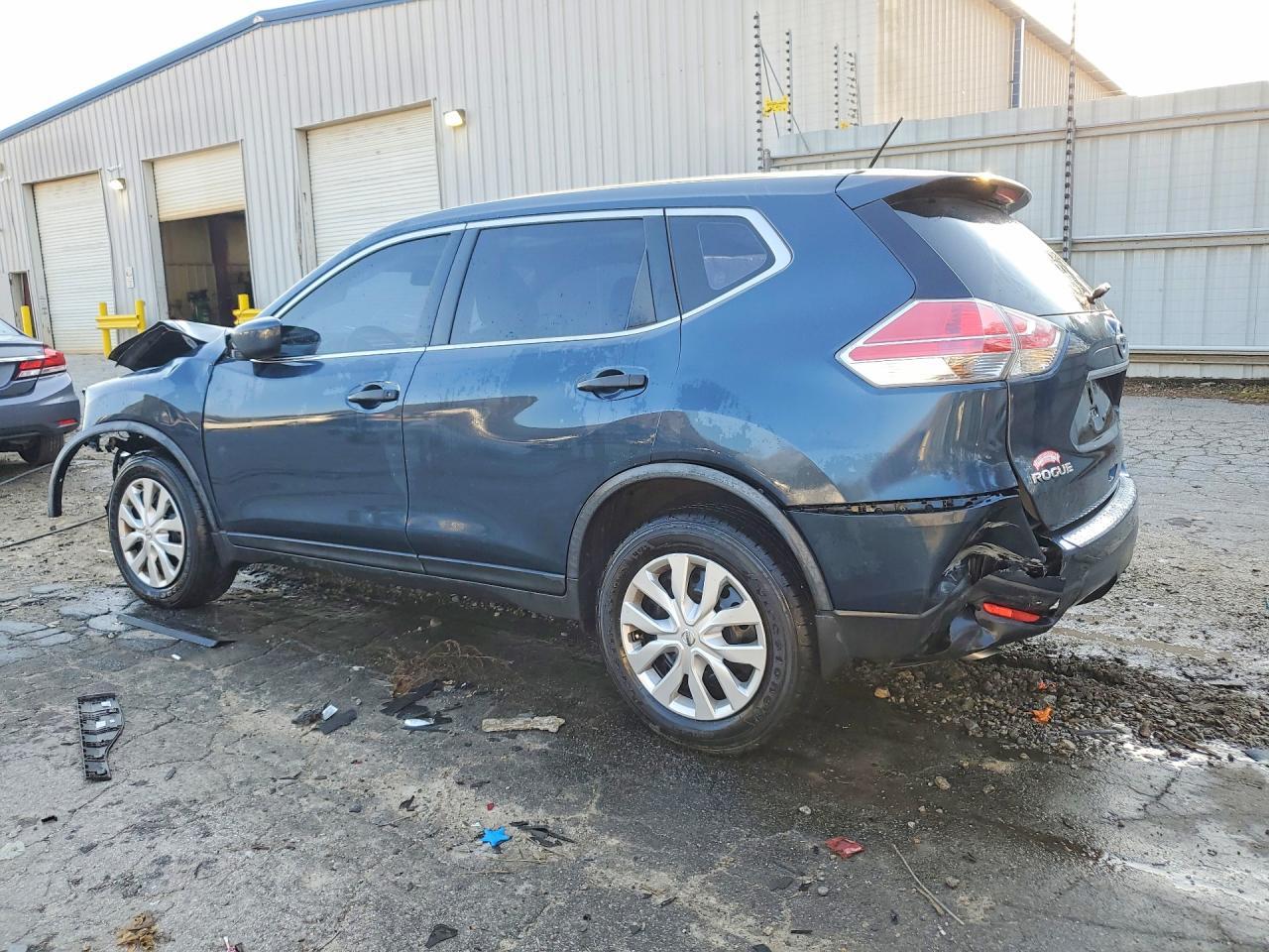 2016 Nissan Rogue S - zdjęcie 2