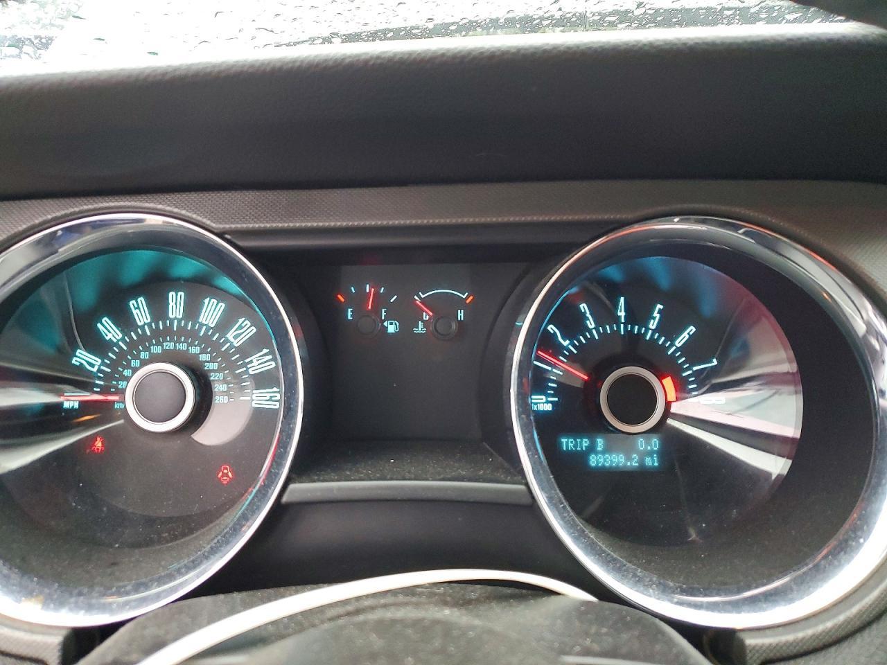 2013 Ford Mustang - zdjęcie 9