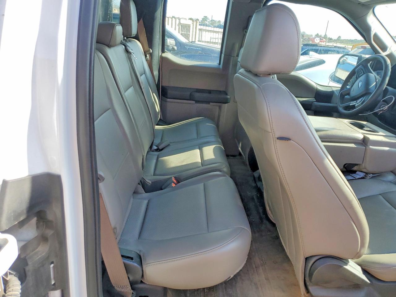2018 Ford F150 - zdjęcie 10