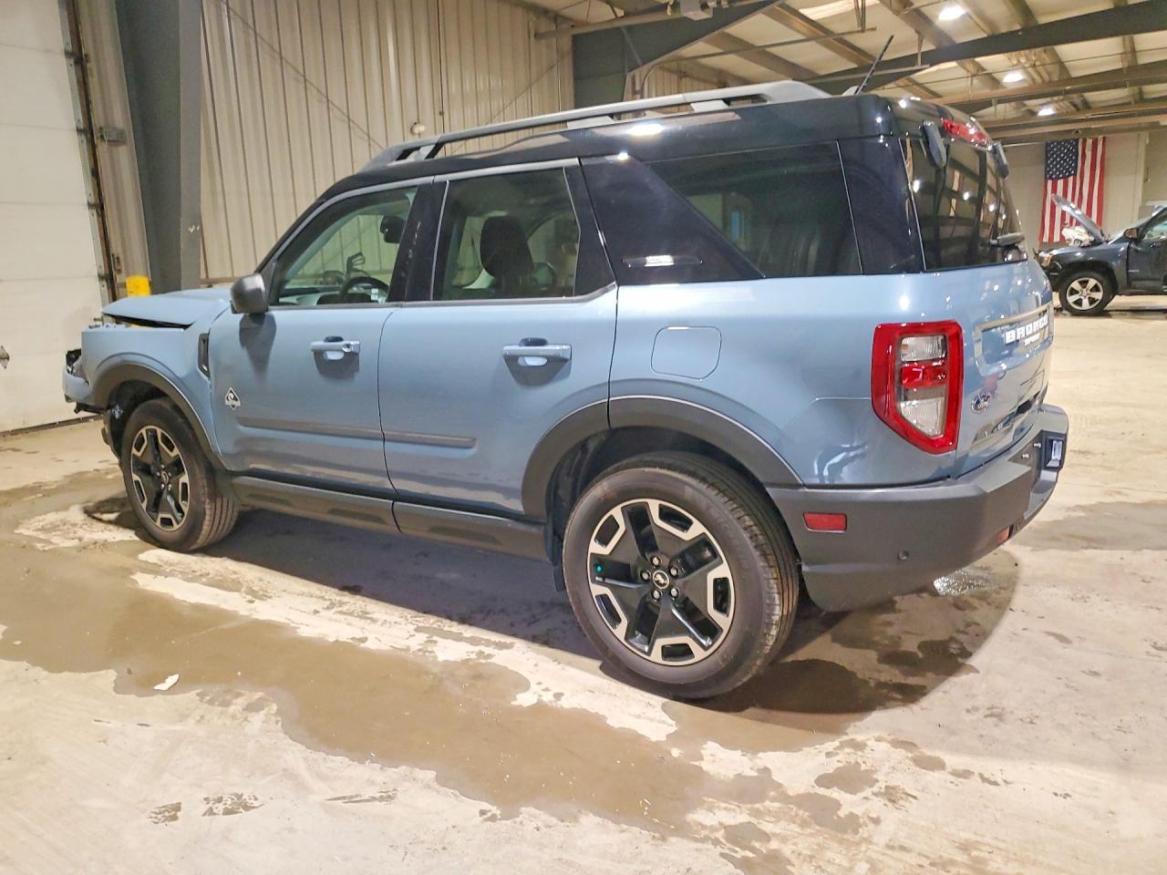 2024 Ford Bronco Sport Outer Banks - zdjęcie 2