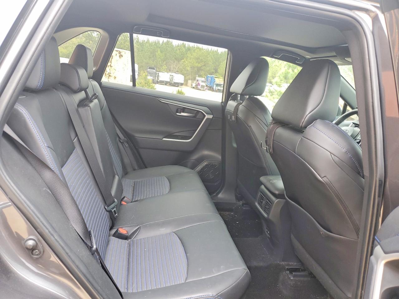 2024 Toyota Rav4 Hybrid Xse - zdjęcie 10