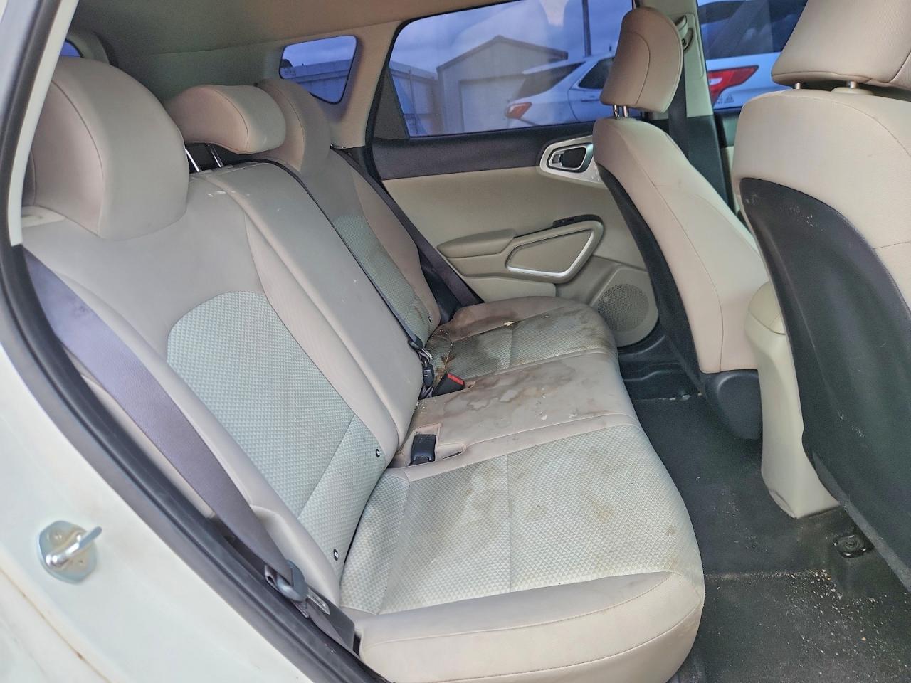 2021 Kia Soul Lx - zdjęcie 10