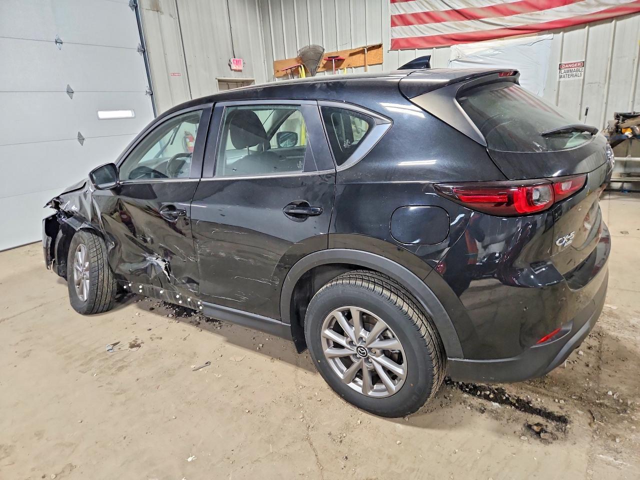 2022 Mazda Cx-5 - zdjęcie 2