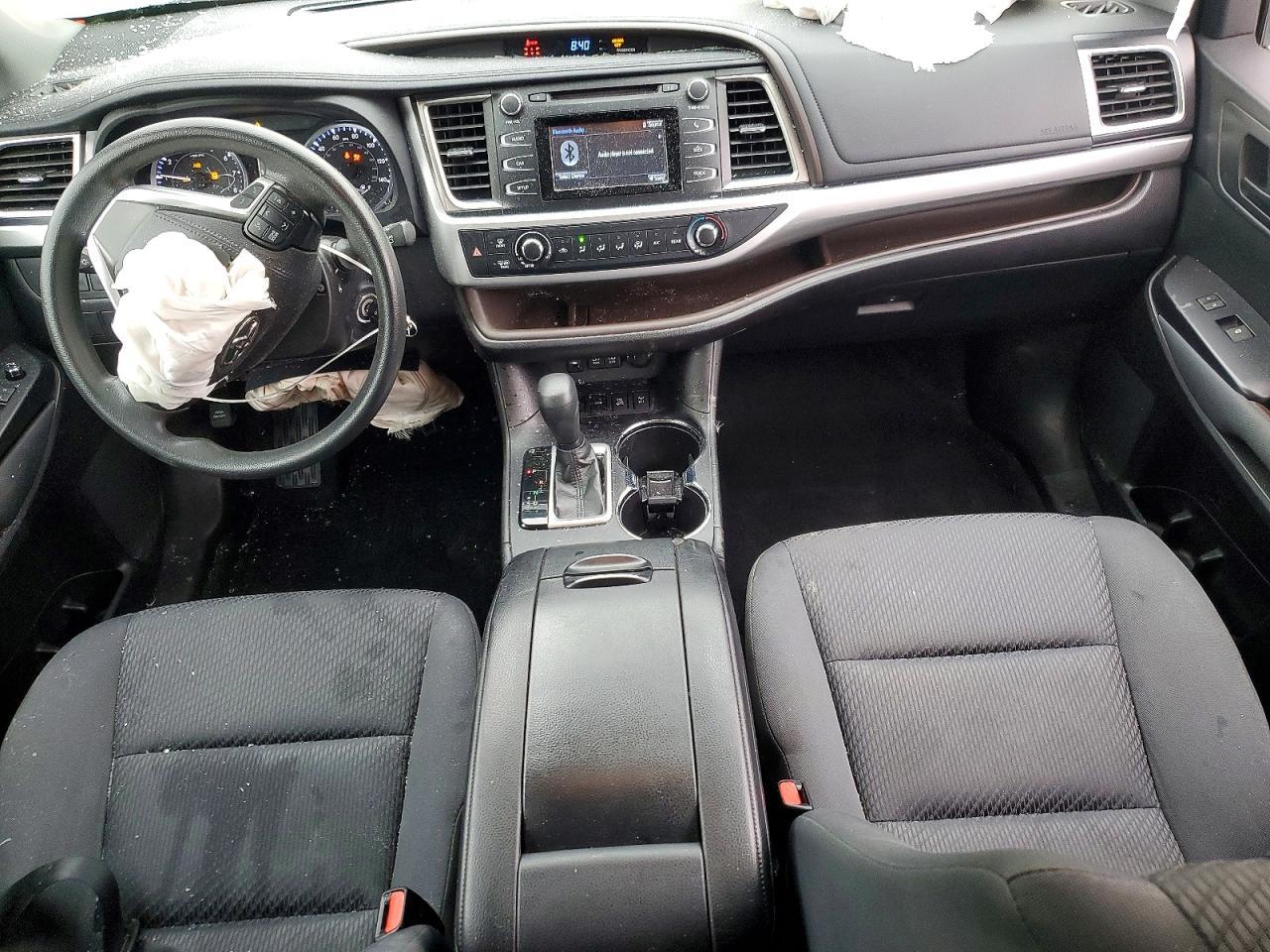2019 Toyota Highlander Le - zdjęcie 8